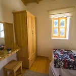 Havuzu Korunakli Jakuzili Villa