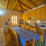 Havuzu Korunakli Jakuzili Villa